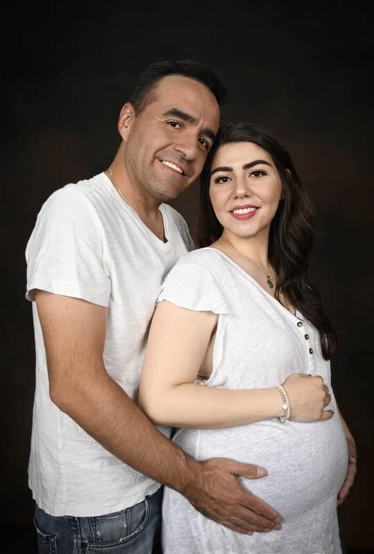 Sesión de maternidad en pareja